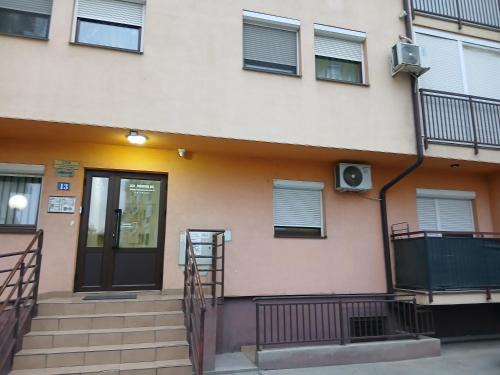Bijeljina Apartamento | Apartman Lada