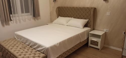 Surcin Apartamento | Apartman Mihailo