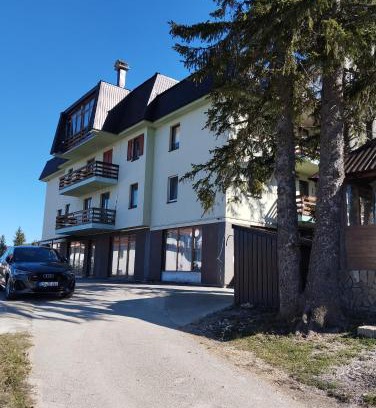 Babanovac Apartamento | Apartman Pinja