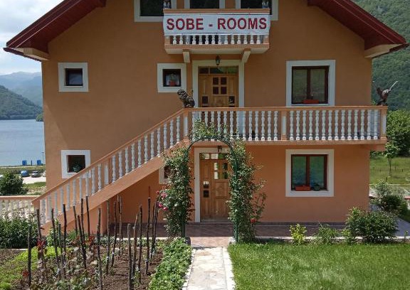 Pluzine Apartamento | Apartmani Bosnjak
