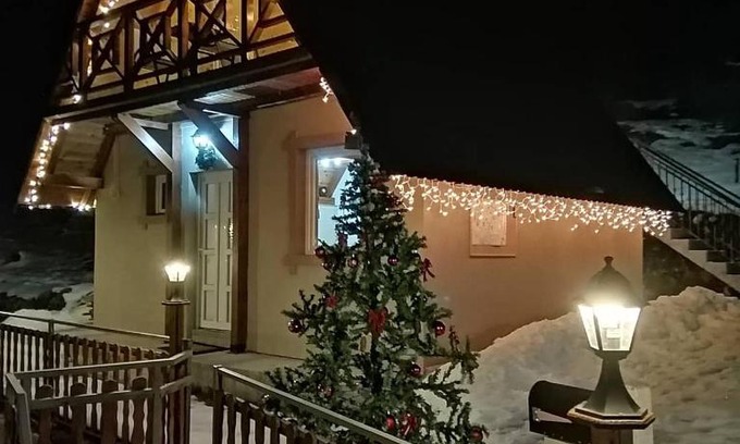 Zabljak Cama Y Desayuno | Apartmani RUNOLIST
