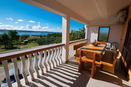 Starigrad Apartamento | Apartmani Vesna