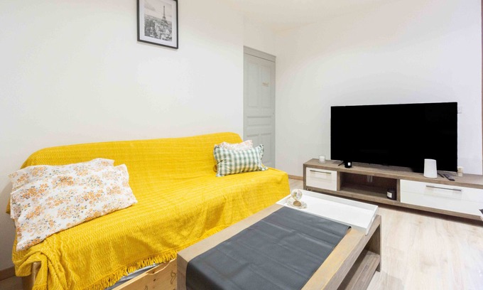 Saint-Jean-de-Maurienne Apartamento | Apartamento "Saint Antoine En Montagne" con terraza privada y Wi-Fi