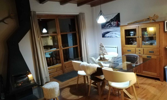 Taull Apartamento | Apartamento con Wiffi y ropa de cama, todo equipado y a pie de pistas de esquí