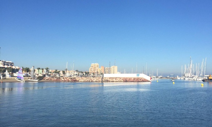 Playa Pobla de Farnals Apartamento | Apartamento junto al mar.