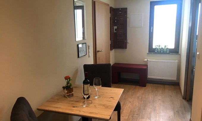 Moessingen Apartamento | Apartment "2" with Shared Terrace and Wi-Fi