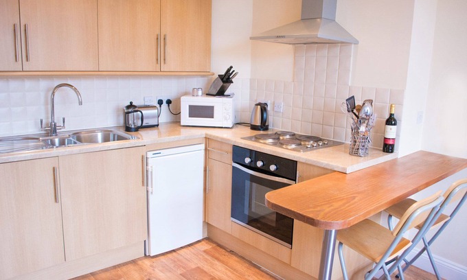 Norwich Cabaña | Apartment 3 | York Terrace - One Bedroom Walking Distance to the City Centre!