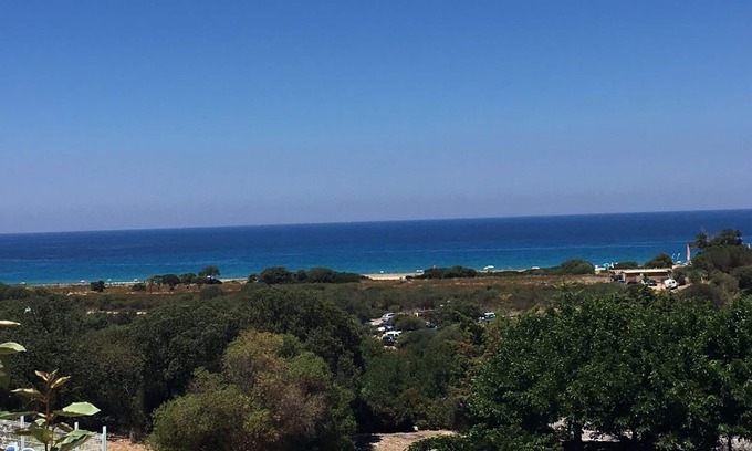 Palasca Apartamento | Apartamento 6/8 personas, con terraza y jardín de 600 metros de la playa Lozari