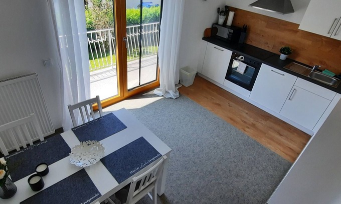 Gollenshausen a.Chiemsee Apartamento | Apartment 60sqm for max. 4 persons with balcony