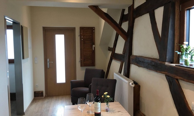 Moessingen Apartamento | Apartment '9' with Shared Terrace, Balcony and Wi-Fi