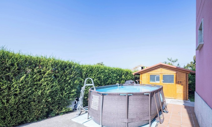 Vigo Apartamento | Apartamento 'Almar' con piscina compartida, Wi-Fi y aire acondicionado