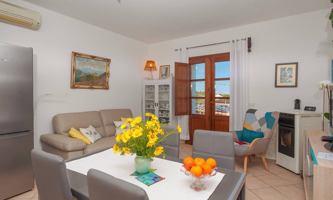 San Pantaleo Apartamento | Apartamento 'Appartamento Mountain View' con vistas a la montaña, Wi-Fi y aire acondicionado