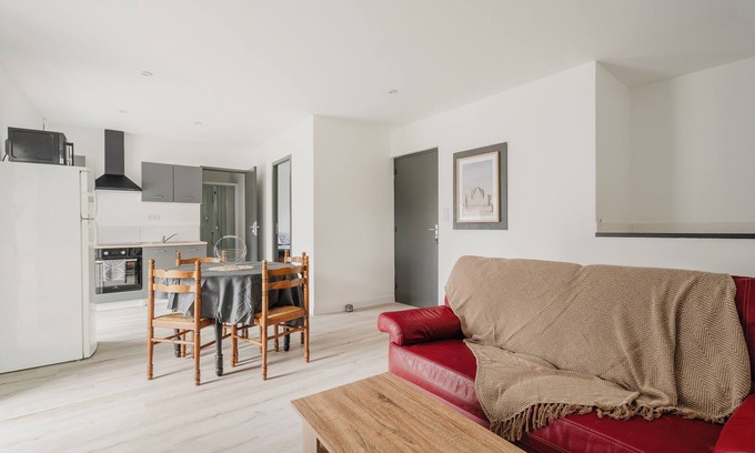 Saint-Carne Apartamento | Apartamento 'Appartement T2 Rénové La Suite' con Wi-Fi