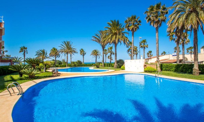 Playa de la Almadrava Apartamento | Apartment Atico Estrella del mar by Interhome