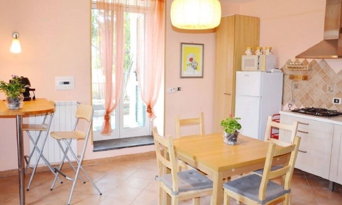 Ercolano Apartamento | Apartamento "B" en villa con jardín, parking y wifi