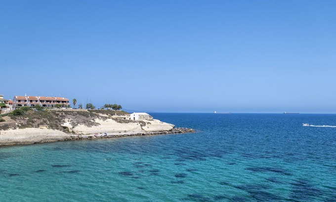 Porto Torres Apartamento | Apartment "Beb Mediterraneo Guest House" with Sea View, Wi-Fi & A/C