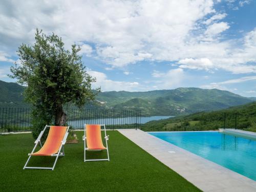Villa Santa Maria Apartamento | Apartment Bomba vista lago 7 by Interhome