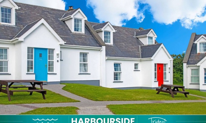 Dingle Apartamento | Apartment by Interhome