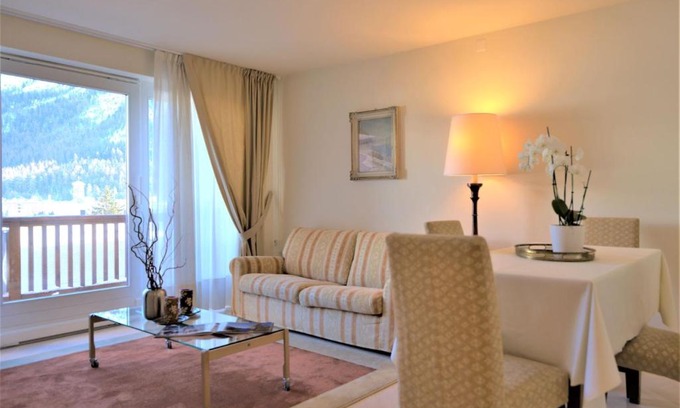 Sankt Moritz-Bad Apartamento | Apartment Chesa Sur Ova 22 by Interhome