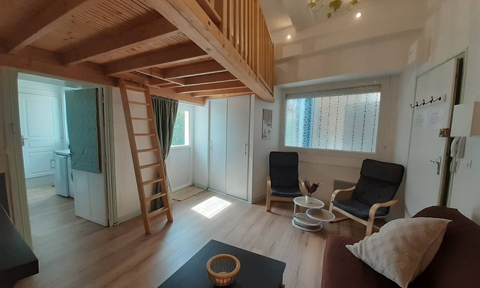 Argeles Gazost Apartamento | Apartamento 'Appartement Confortable' con vistas a la montaña, terraza privada y Wi-Fi