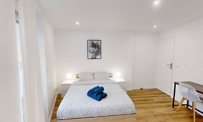 Le Mee-sur-Seine Apartamento | Apartamento 'Cosy Calme Bord De Seine Jardin' con Balcón y Wi-Fi