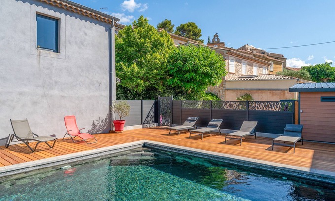 Rasteau Apartamento | Apartamento 'Côté Vigne' con piscina compartida, terraza privada y Wi-Fi