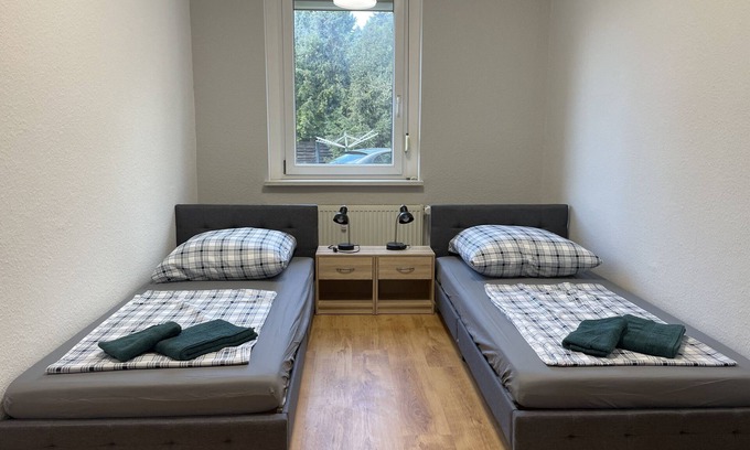 Finsterwalde Apartamento | Apartamento 'Das Grüne Haus' con terraza y jardín compartidos