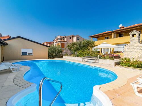 Zbandaj Apartamento | Apartment Dika by Interhome