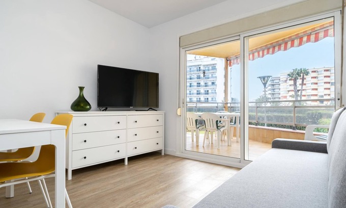 La Pineda Apartamento | Apartamento acceso directo playa a 5km Port Aventura