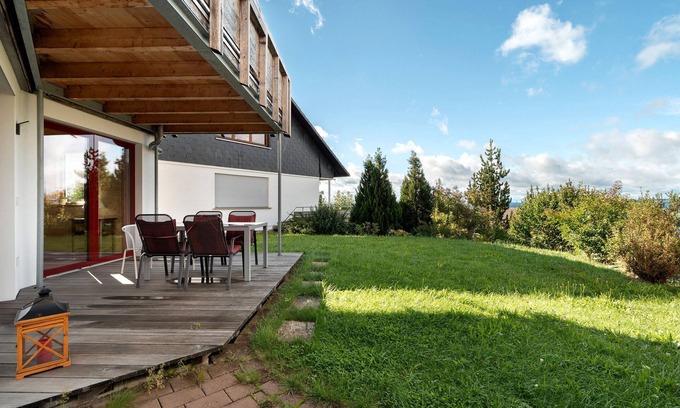 Dornstetten Apartamento | Apartamento 'Do-Mizil' con terraza privada, jardín privado y Wi-Fi