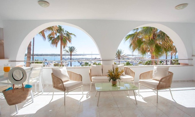Colonia Sant Jordi Apartamento | Apartamento 'Edificio Puerto - 3 Habitaciones E1'