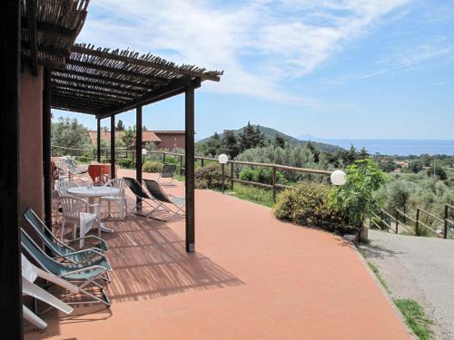Lacona Apartamento | Apartment Elbamar Lacona I-1 by Interhome