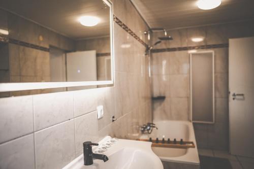 Oberdorla Apartamento | Apartment für bis zu 7 Gäste ideal für Monteure, Teams und Familien