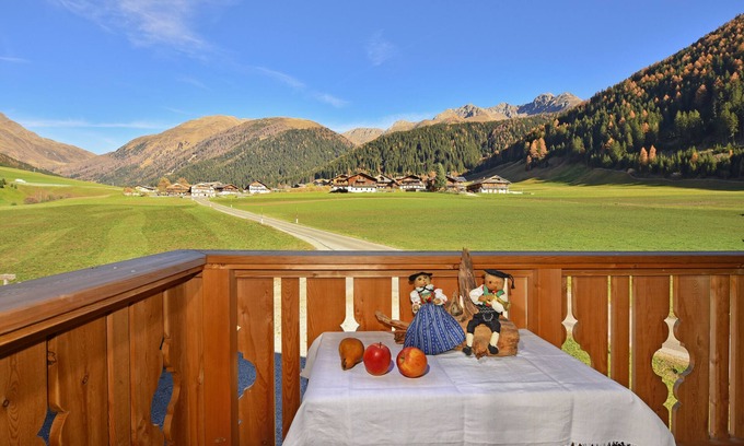 Valle di Casies Apartamento | Apartamento 'Feldererhof Apt Almenblick' con vistas a la montaña, jardín compartido y Wi-Fi