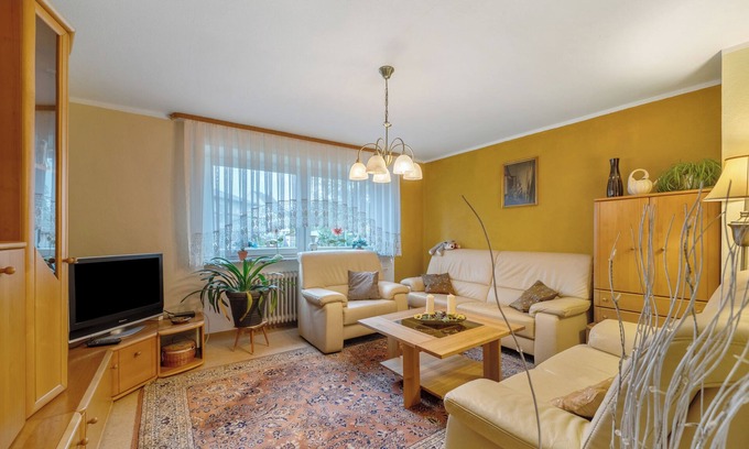 Hundheim Apartamento | Apartamento 'Ferienhaus Störzel - Wohnung A' con terraza privada y Wi-Fi