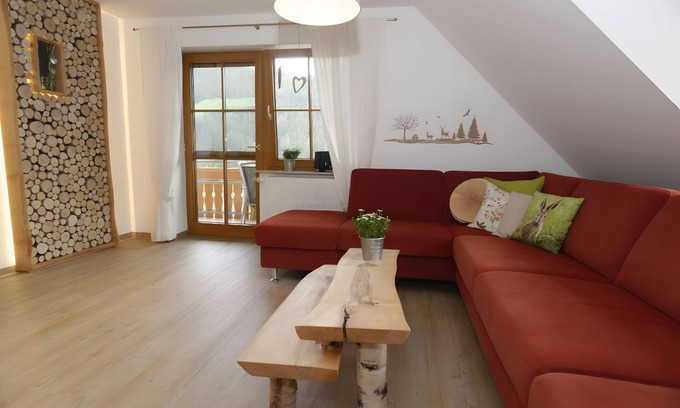 Haslachsimonswald Apartamento | Apartamento 'Ferienwohnung Tannenduft, 80 m²' con terraza compartida, jardín compartido y wifi