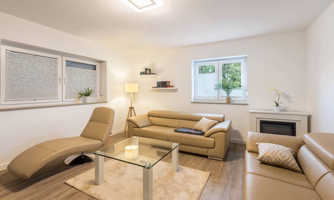 Braunsbedra Apartamento | Apartamento 'Fewo Gartenblick Geiseltal' con jardín privado, Wi-Fi y aire acondicionado