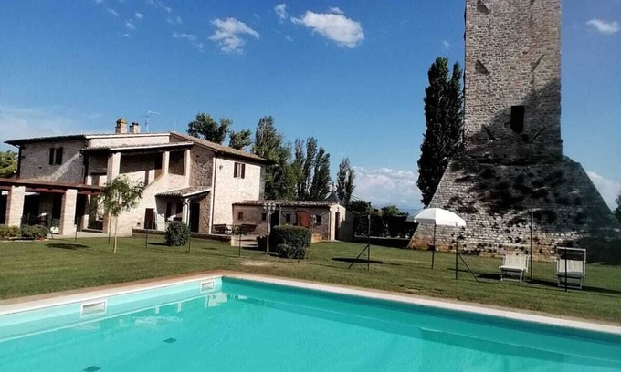 Limiti Apartamento | Apartment for up to 8 people in the quiet Umbrian countryside