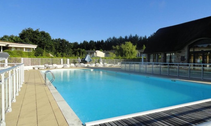 Saint-Andre-des-Eaux Apartamento | Apartment in the heart of La Baule golf course 10 minutes from the center of La Baule and Guérande