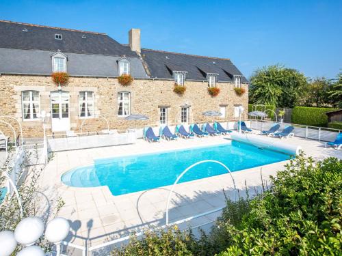 Saint-Jouan-des-Guerets Apartamento | Apartment Le Renard by Interhome