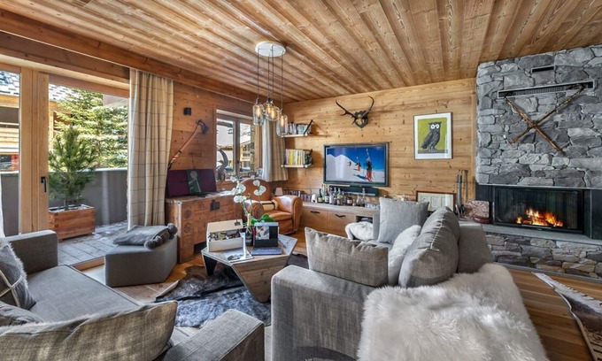 Val-d'Isere Villa | Apartment Frimas - Four Bedroom Villa, Sleeps 8