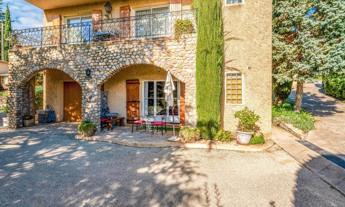 Entrechaux Apartamento | Apartamento 'Gîte Le Séguret' con vistas a la montaña y Wi-Fi