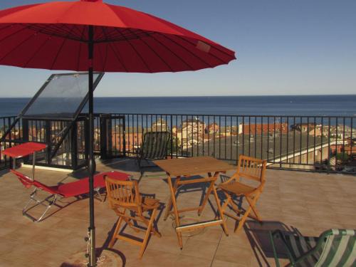 Laigueglia Apartamento | Apartment Garden an Seaview by Interhome