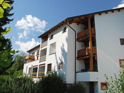 Flims Apartamento | Apartment Girun by Interhome