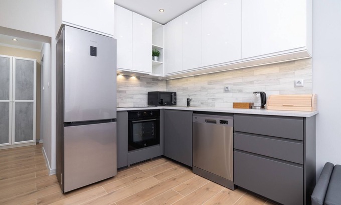 Podgorze Apartamento | Apartment Gromadzka With A/C by Renters