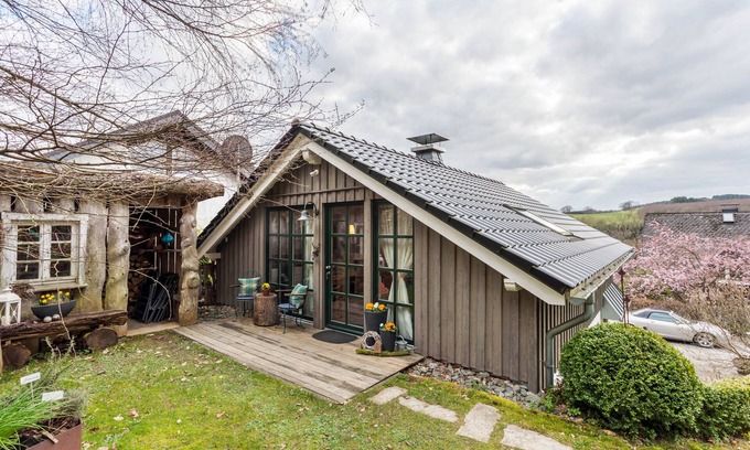 Olsberg Apartamento | Apartamento 'Haus Waldesruh' con terraza privada, jardín privado y Wi-Fi