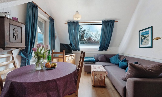 Brodersdorf Apartamento | Apartamento 'Hof Voege Ferienwohnung 3' con jardín compartido y Wi-Fi
