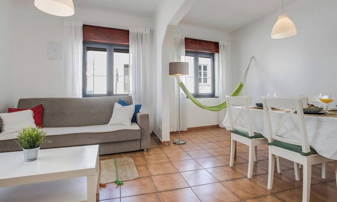 Vila do Bispo Casa | Casa das Flores con balcón, jardín, Wi-Fi y terraza