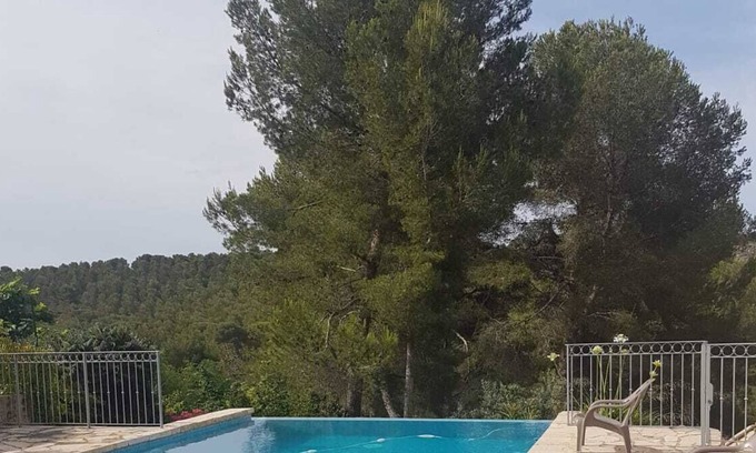 Les Pennes-Mirabeau Casa | Apartment in villa not overlooked