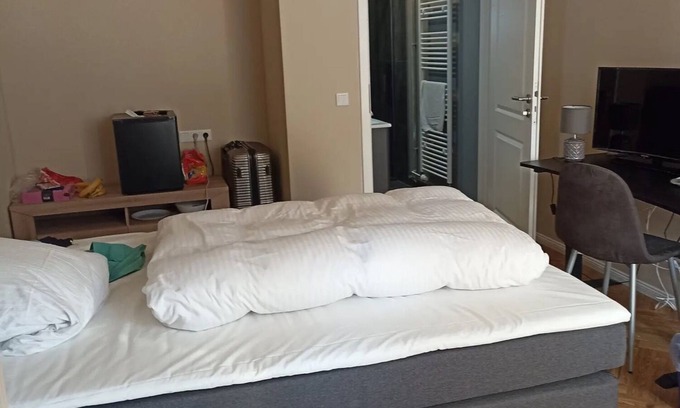 Panketal Apartamento | Apartamento En Un Hotel "Hotel Zur Panke Wohnung 2" Con Terraza Privada Y Wi-Fi